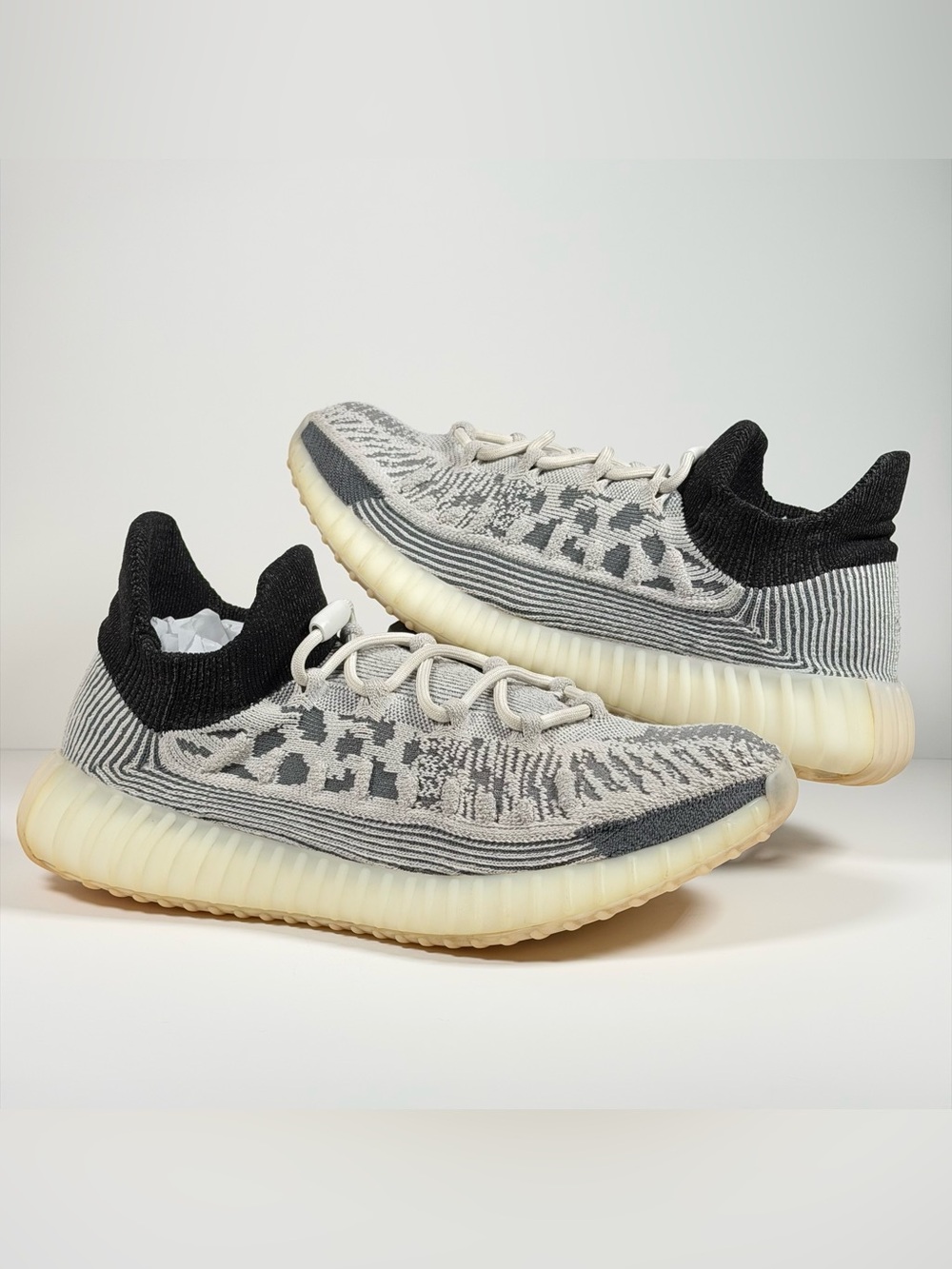 Adidas Men's Yeezy Boost 350 V2 CMPCT Slate White Panda Size 12 (11.5" Insole)